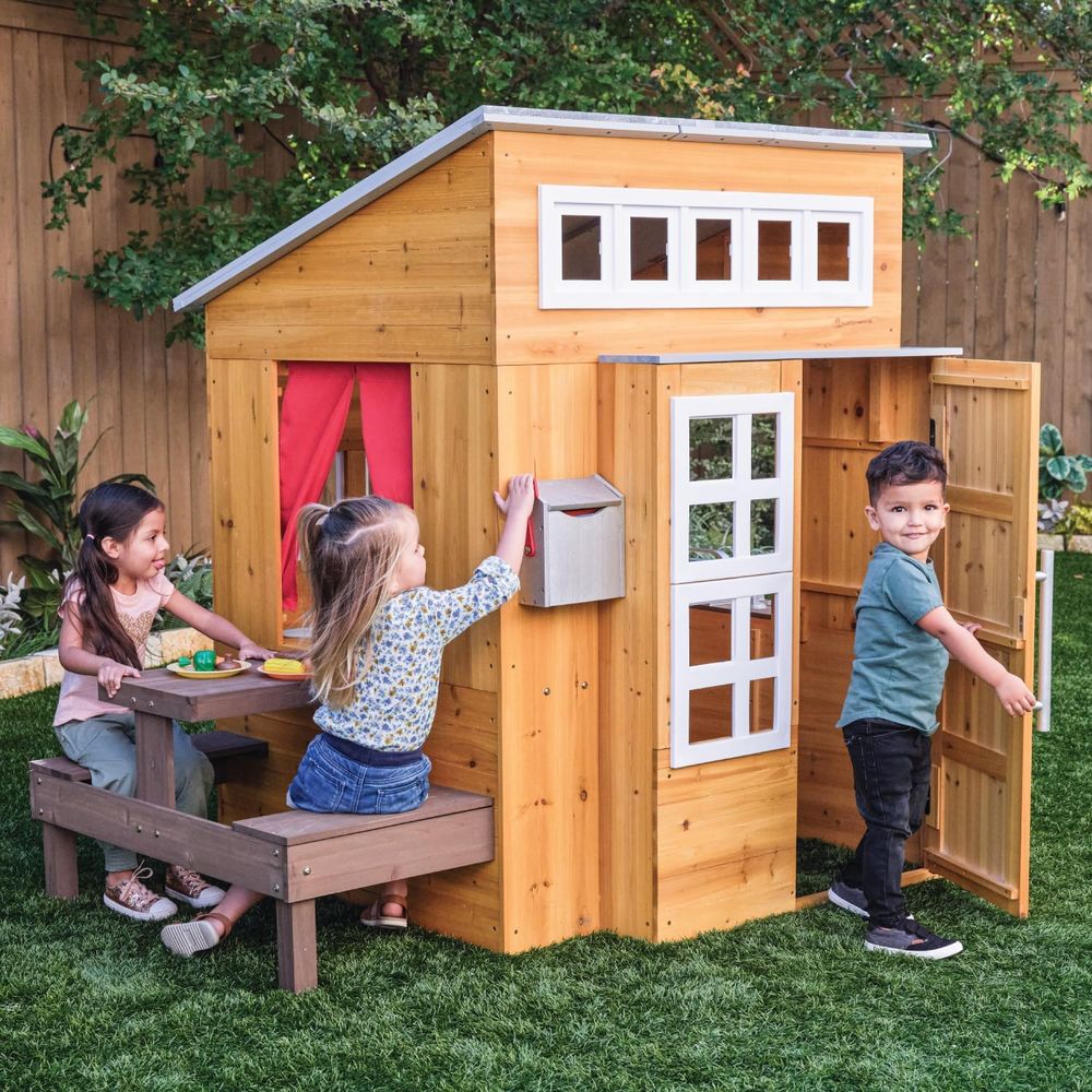 KidKraft Modern Wooden Playhou - Kids Outdoor Picnic Table のレビューと価格