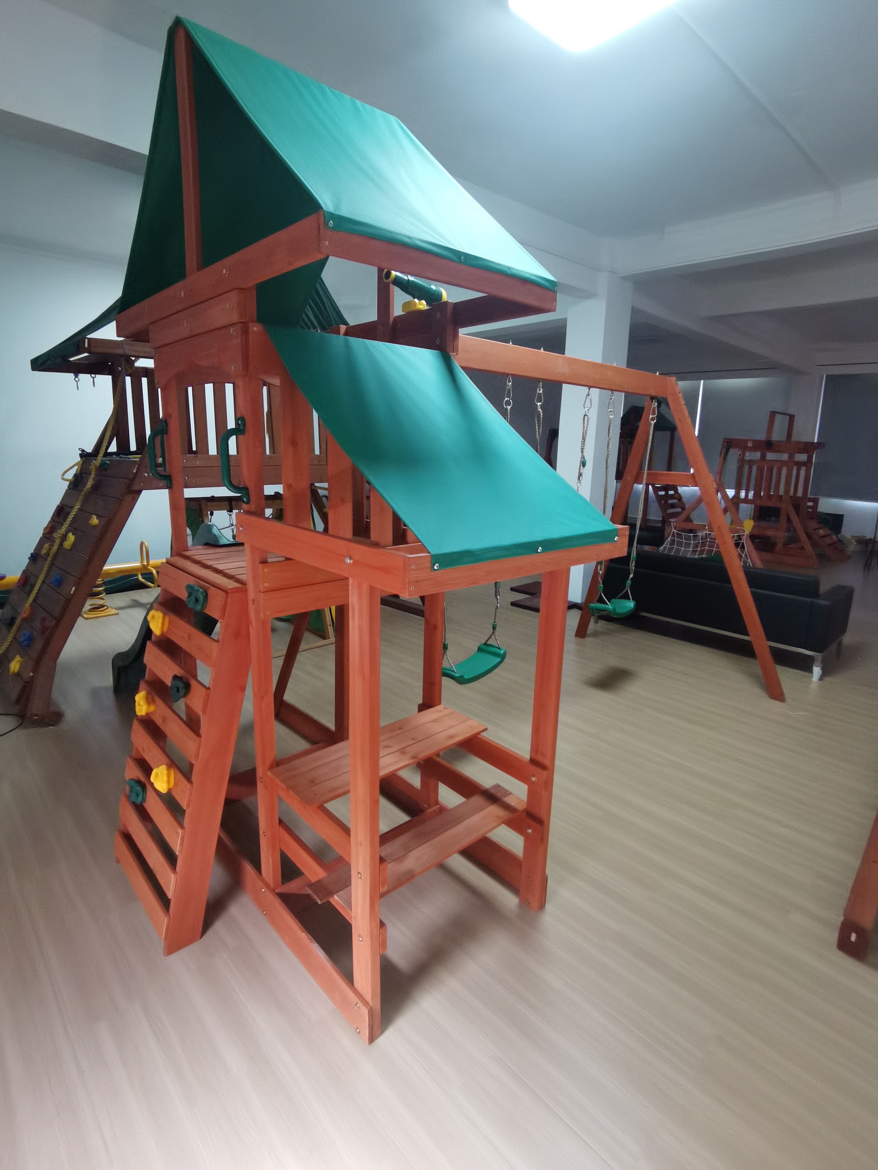 Outdoor Lifespan Kids Swing Sm - Kids Outdoor Climbing Frame のレビューと価格