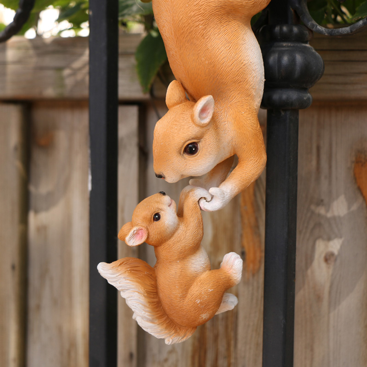 Mother Child Squirrel Resin Ha - Kids Outdoor Swing のレビューと価格