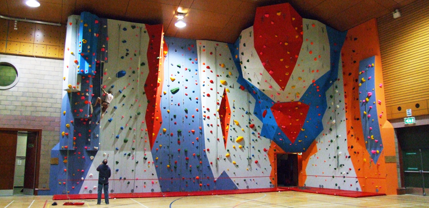Indoor and Outdoor Artificial  - Kids Outdoor Climbing Wall のレビューと価格